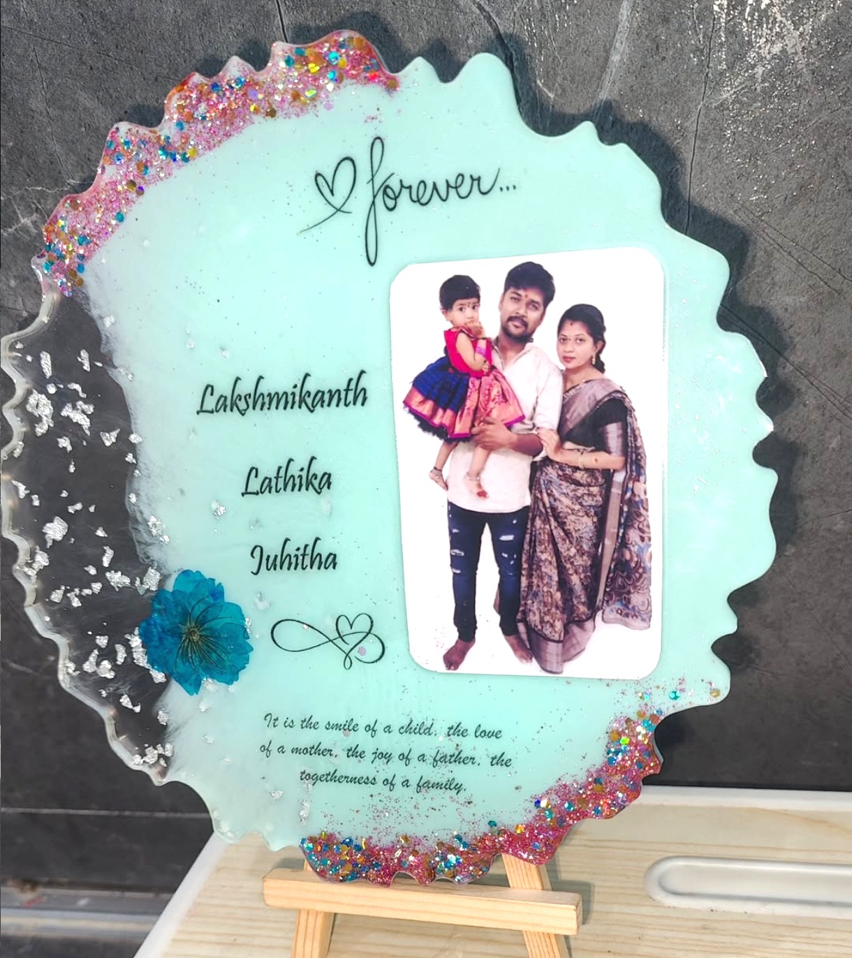 eternal bond couple resin frame