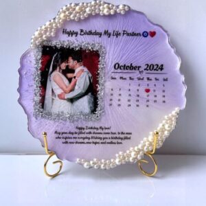 lavender based silver pearls couple resin frame