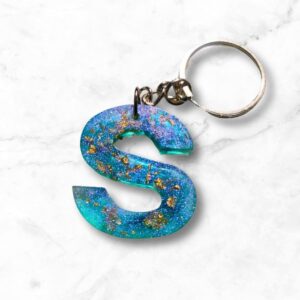resin key chain “s” letter