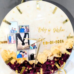 garlands preservation clock